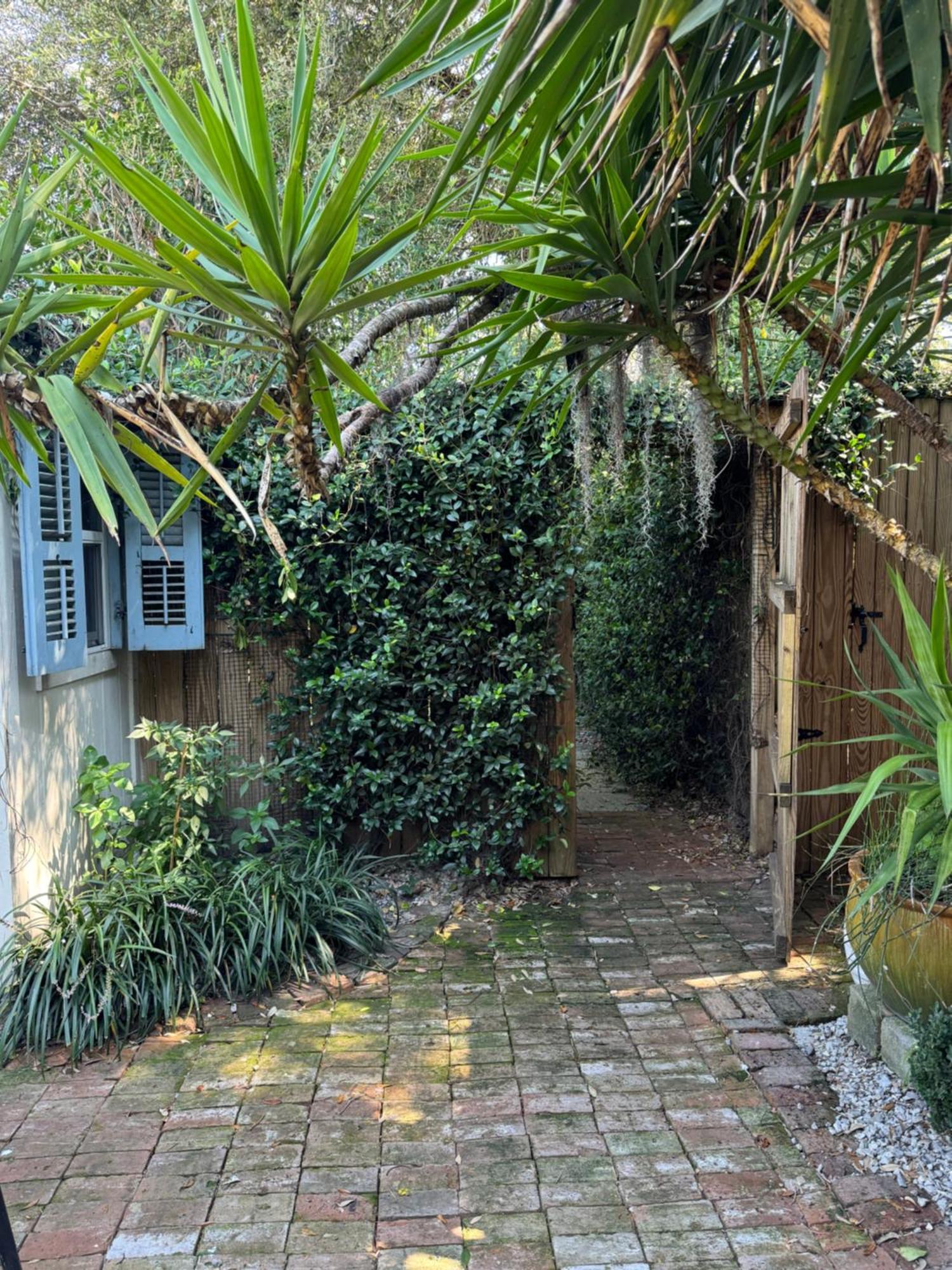 One Bedroom Apartment With Hot Tub 2 Blocks To Magazine Street New Orleans Dış mekan fotoğraf